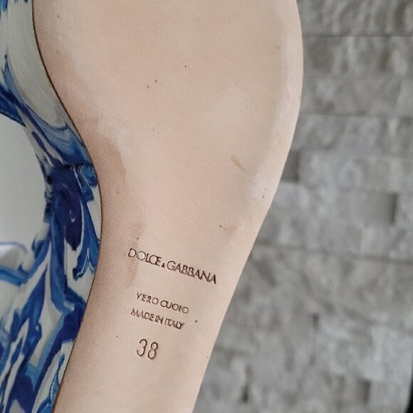 Majolica Wedges. Price is Firm or Best Offer. - Picture 3 of 4